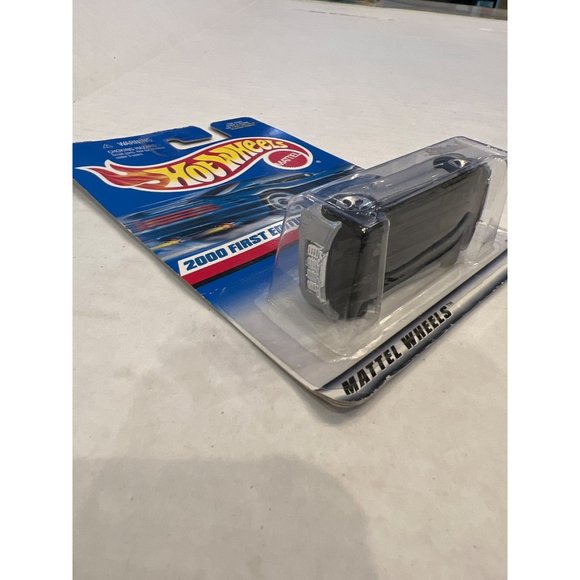 Hot Wheels 2000 First Editions 5 of 36 Collectable Car Deora II Toy Box Damage - Picture 9 of 10